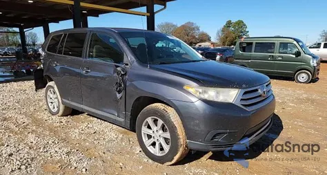 2012 Toyota Highlander Base из США, поврежденный, VIN 5TDBK3EH3CS113882